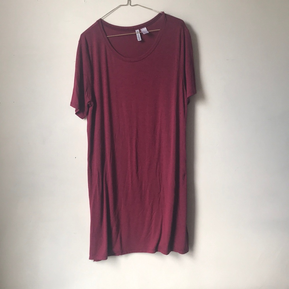 Long t shirt/tunic (size M)